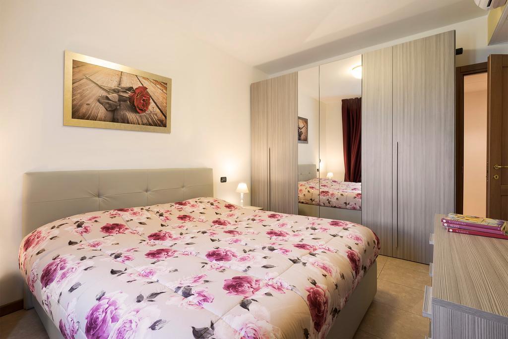 Airone Apartment نوفارا المظهر الخارجي الصورة