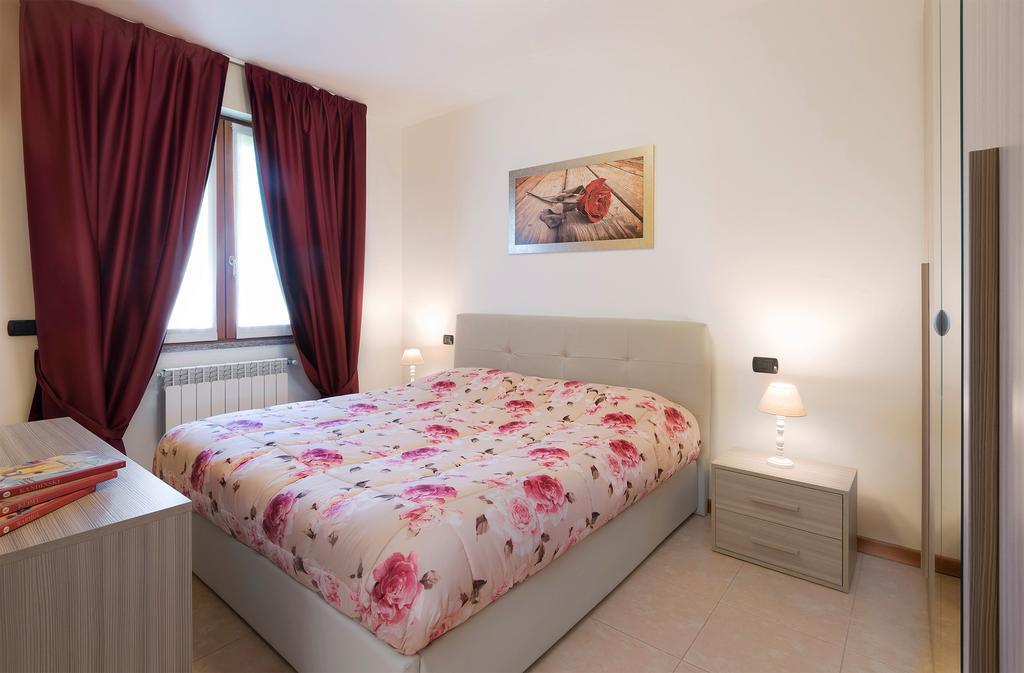 Airone Apartment نوفارا المظهر الخارجي الصورة