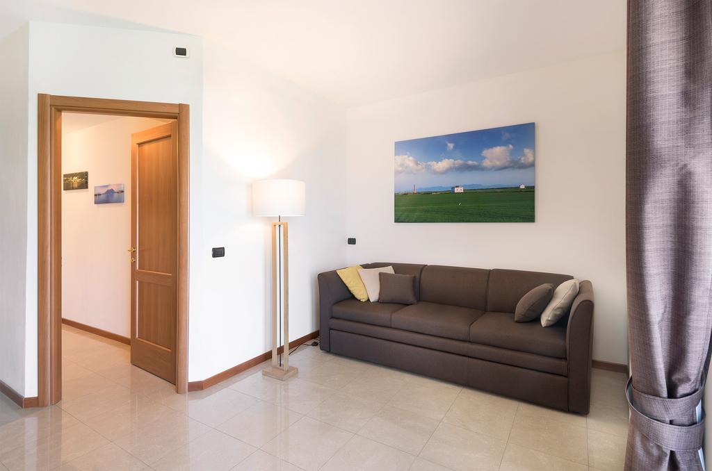 Airone Apartment نوفارا المظهر الخارجي الصورة